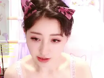 BabySnake  live sex cam