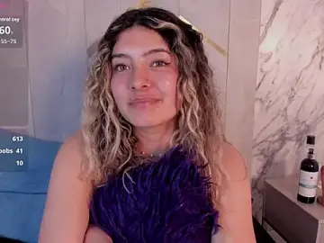 ChloeBelle_  live sex cam