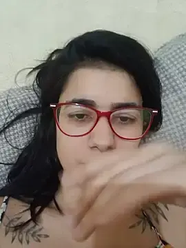 Mamamiabr  live sex cam