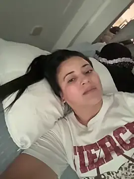 Perverse_Kim  live sex cam