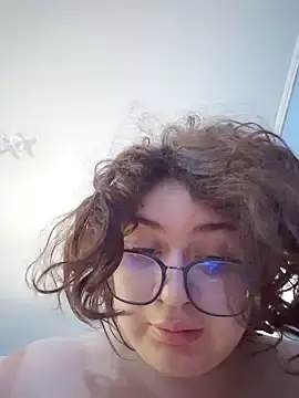 QueenAny122  live sex cam