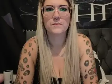 Sizzling_Indie36  live sex cam