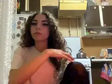 ValeryHouglum  live sex cam