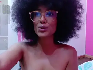 Fitsexxyebony  live sex cam