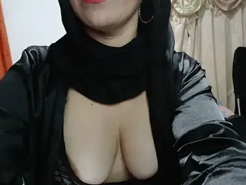 Nadia__abaud  live sex cam