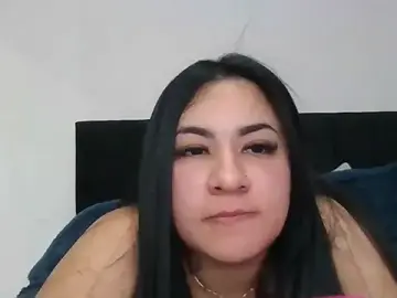 Agusgold22  live sex cam