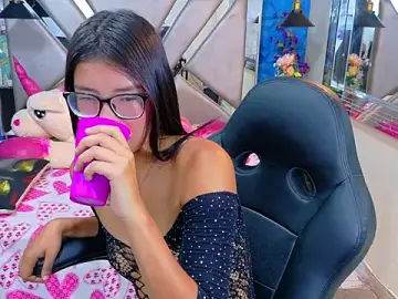 Candy_Mystery1  live sex cam