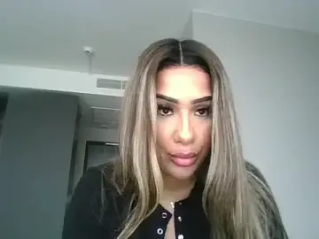 Cocobabexxx  live sex cam