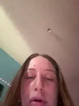 Jamii73  live sex cam