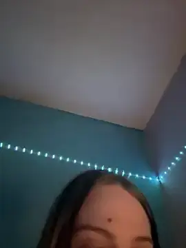 Jamii73  live sex cam