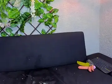 Kim_lowel  live sex cam
