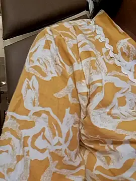 Rishika_Cam  live sex cam