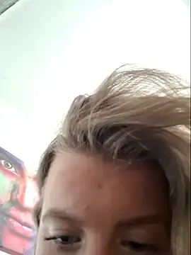 SecretDarling  live sex cam