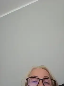 Steffi45  live sex cam