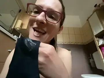 ___horny_mountain_girl_  live sex cam