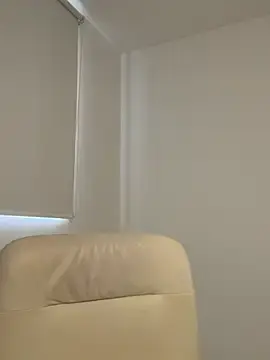 Rossth1  live sex cam