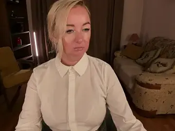Sexmom8  live sex cam