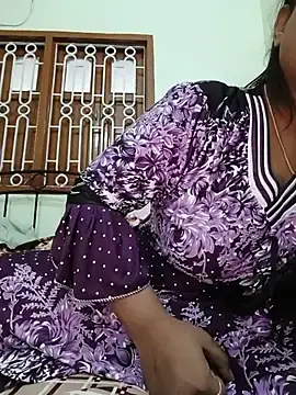 Sexy-indian-catt  live sex cam