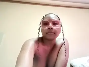 Sexyllolly  live sex cam