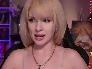 Chriss_Fox  live sex cam
