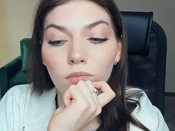 DaciaEnderle  live sex cam
