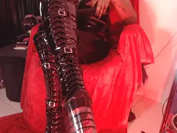 Deluxefetish  live sex cam
