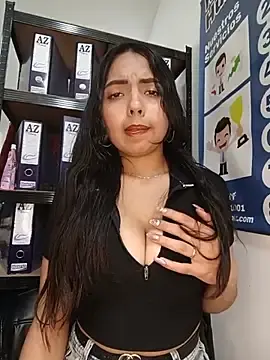 JENNIFER__03  live sex cam