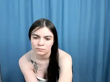 LaciWalks  live sex cam