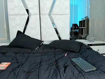 LaurenSnow  live sex cam