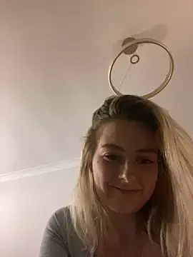 Lola-Rae  live sex cam