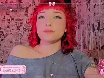 NickiYoung  live sex cam