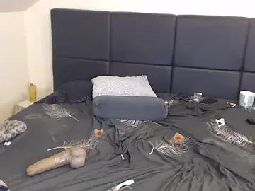 Zelie10  live sex cam