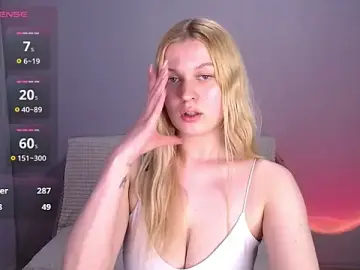 Amiliduchess  live sex cam