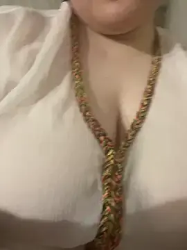 Guzelimmm  live sex cam