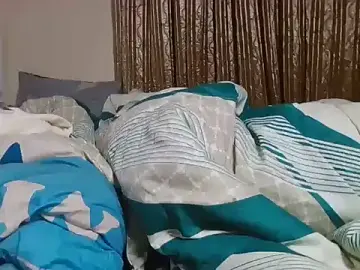 Nudebliss  live sex cam