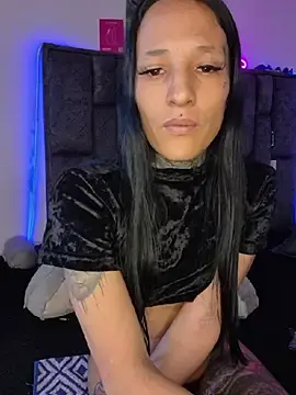 Psycoaliena  live sex cam