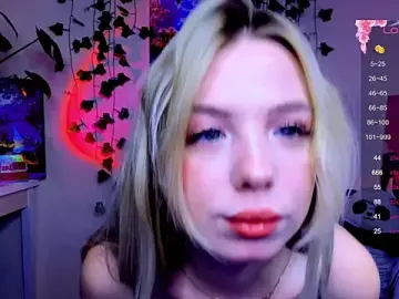 Akari-moon  live sex cam