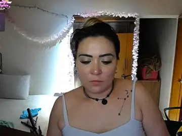 Sahory__  live sex cam