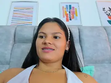 TiffanyFox1  live sex cam