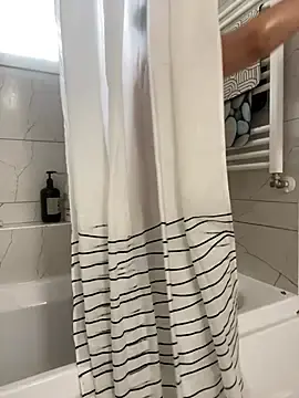 Veramaia  live sex cam