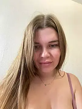 Ella_zzz  live sex cam