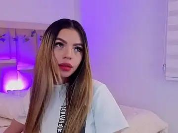 Isa__leon  live sex cam