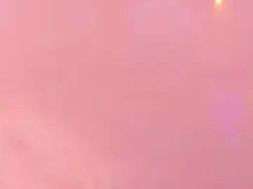 Leah_bx  live sex cam