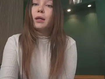 Llina_gloww  live sex cam