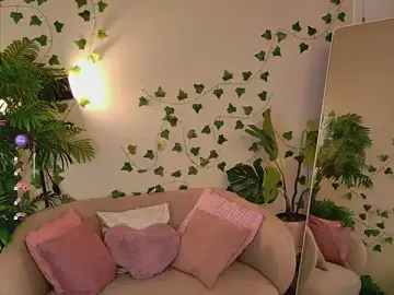 Llina_gloww  live sex cam
