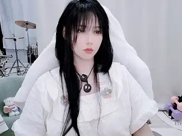 Evangelin-e  live sex cam