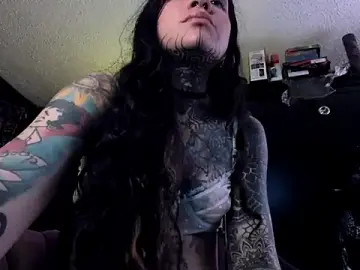 Lilmarieee  live sex cam