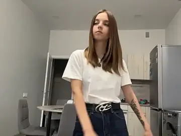 LisaPorse  live sex cam