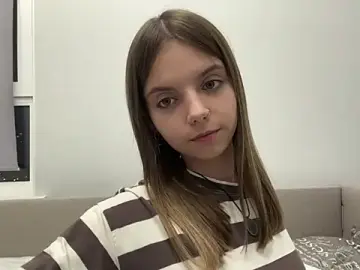 LisaPorse  live sex cam
