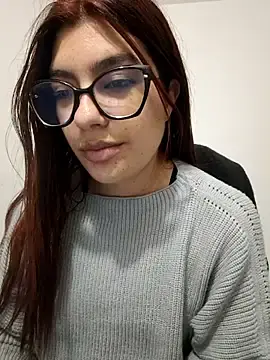 Cutetemari  live sex cam